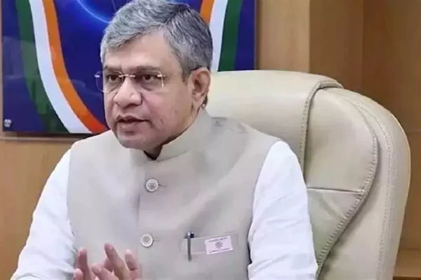 चुनावी वर्ष में रेल मंत्री का बिहार दौरा,देंगे कई सौगात