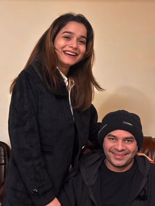 तेज प्रताप ने मारी पलटी, प्रेमिका संग साझा हुई तस्वीर पर कहा अकाउंट हुआ हैक
