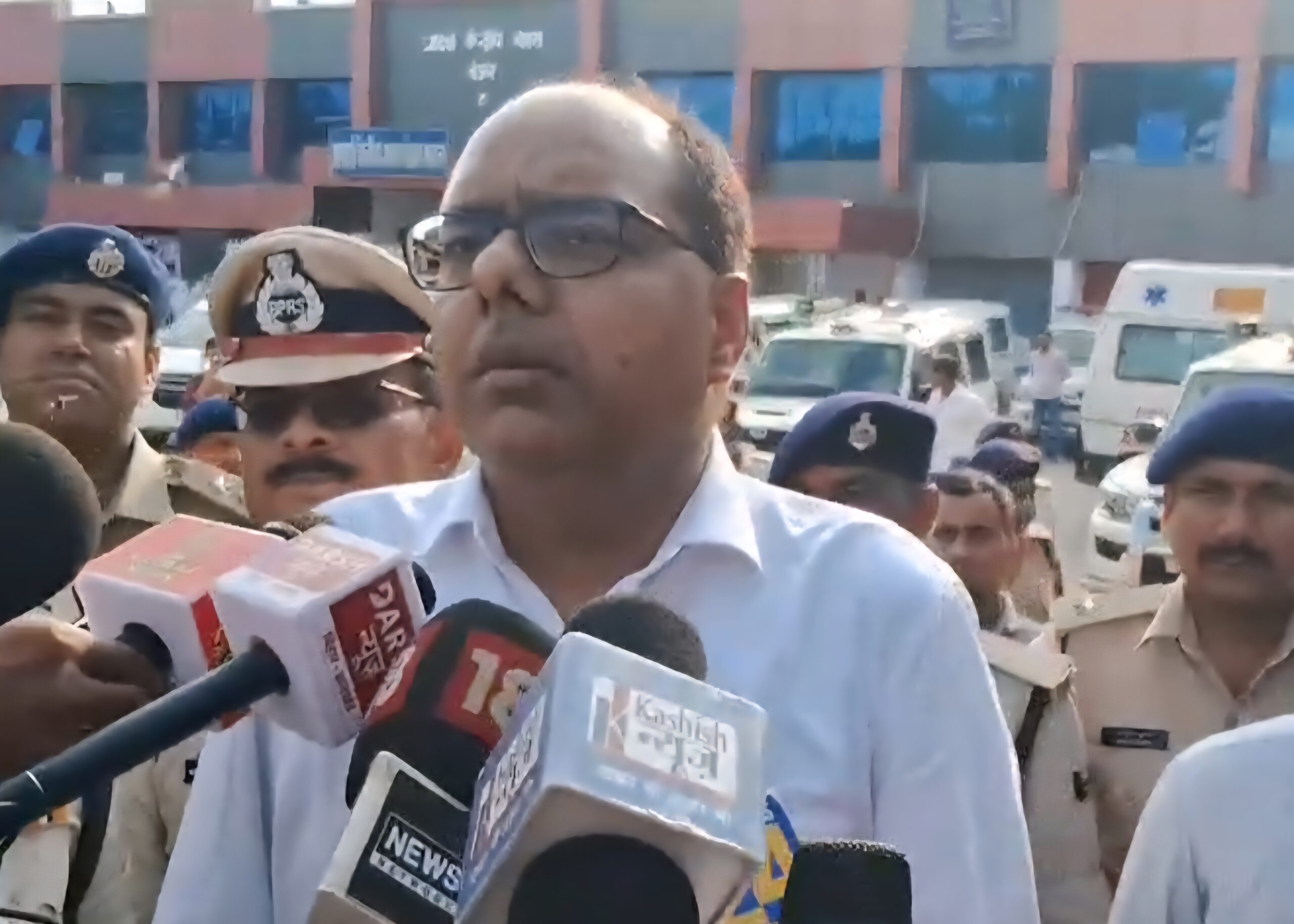 बेऊर जेल में उद्योगपति गोपाल खेमका हत्याकांड को लेकर छापेमारी, तीन मोबाइल और कई दस्तावेज बरामद