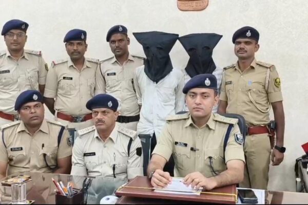 फतुहा थाना क्षेत्र में लूटकांड का 2 घंटे के भीतर खुलासा, 3 आरोपी गिरफ्तार, लूट का सामान बरामद